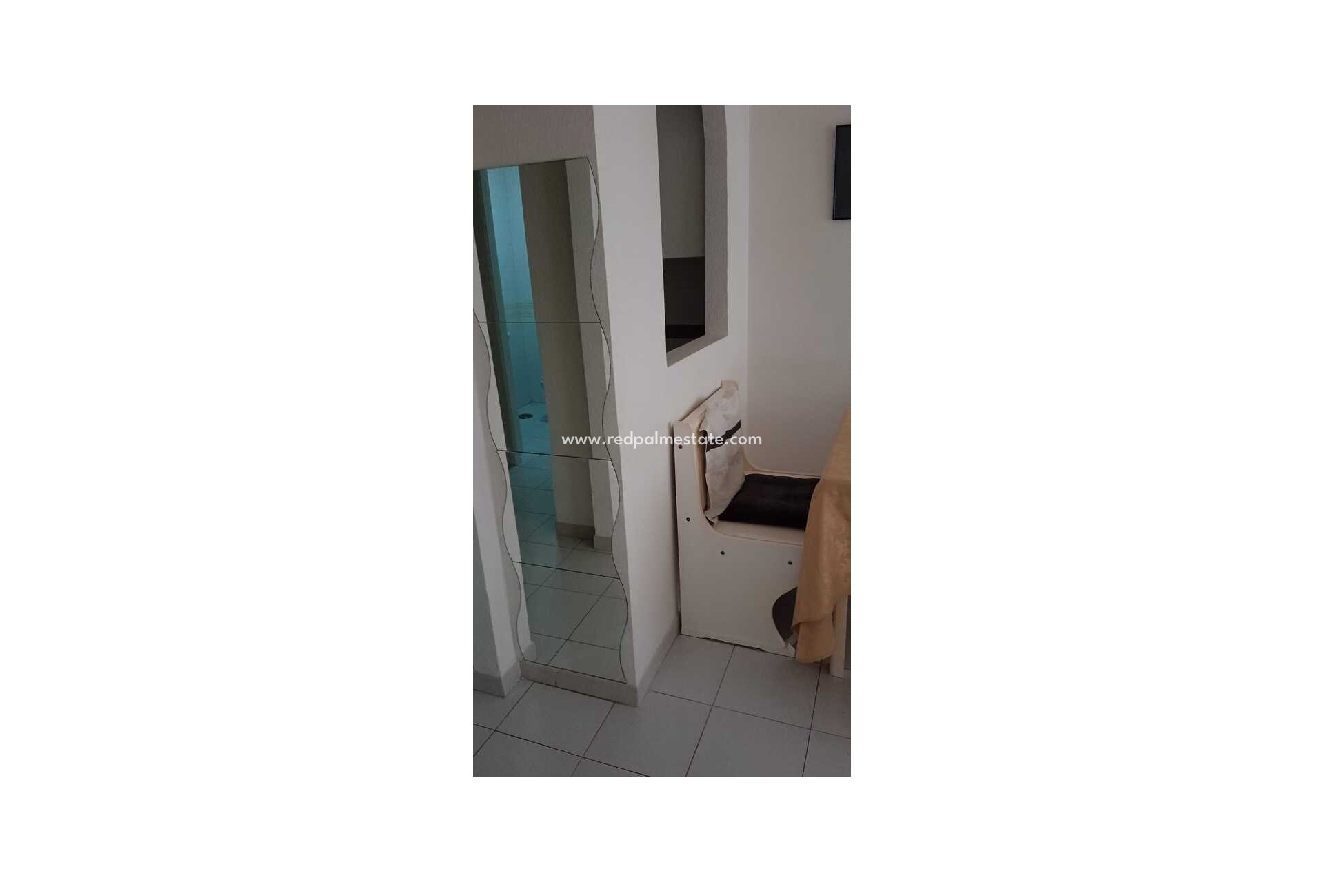 Resale - Apartment -
Torrevieja - Centro Torrevieja