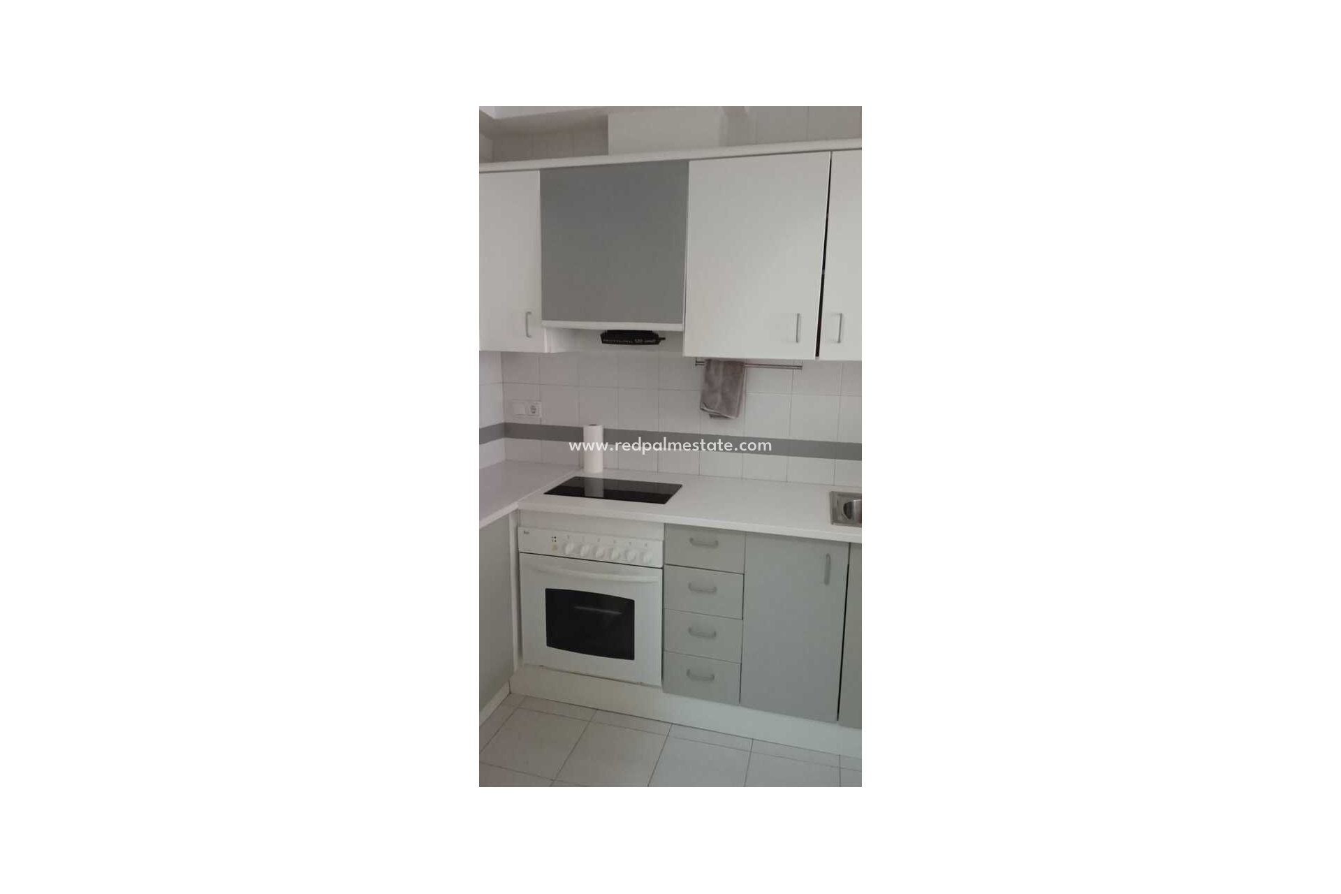 Resale - Apartment -
Torrevieja - Centro Torrevieja