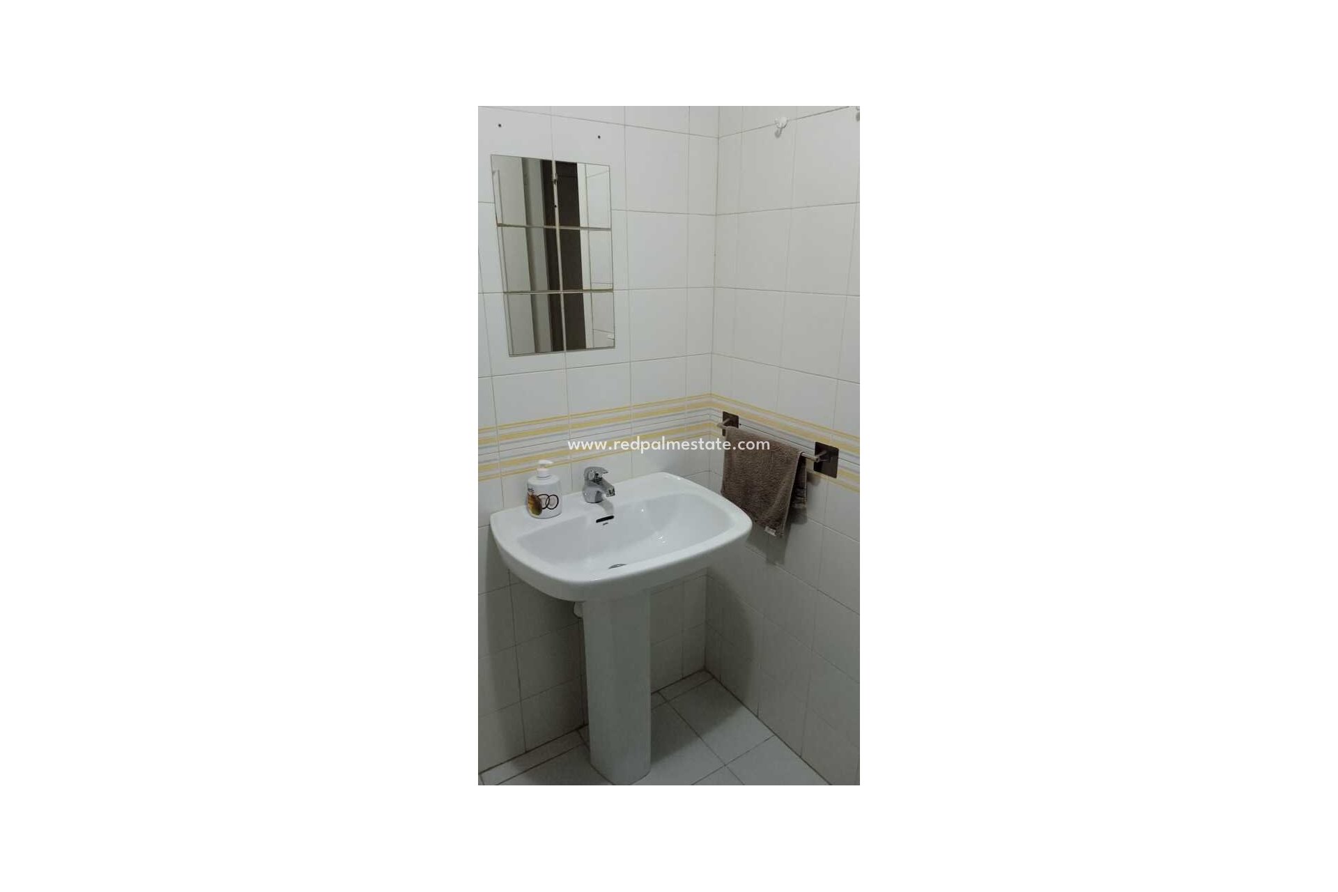 Resale - Apartment -
Torrevieja - Centro Torrevieja