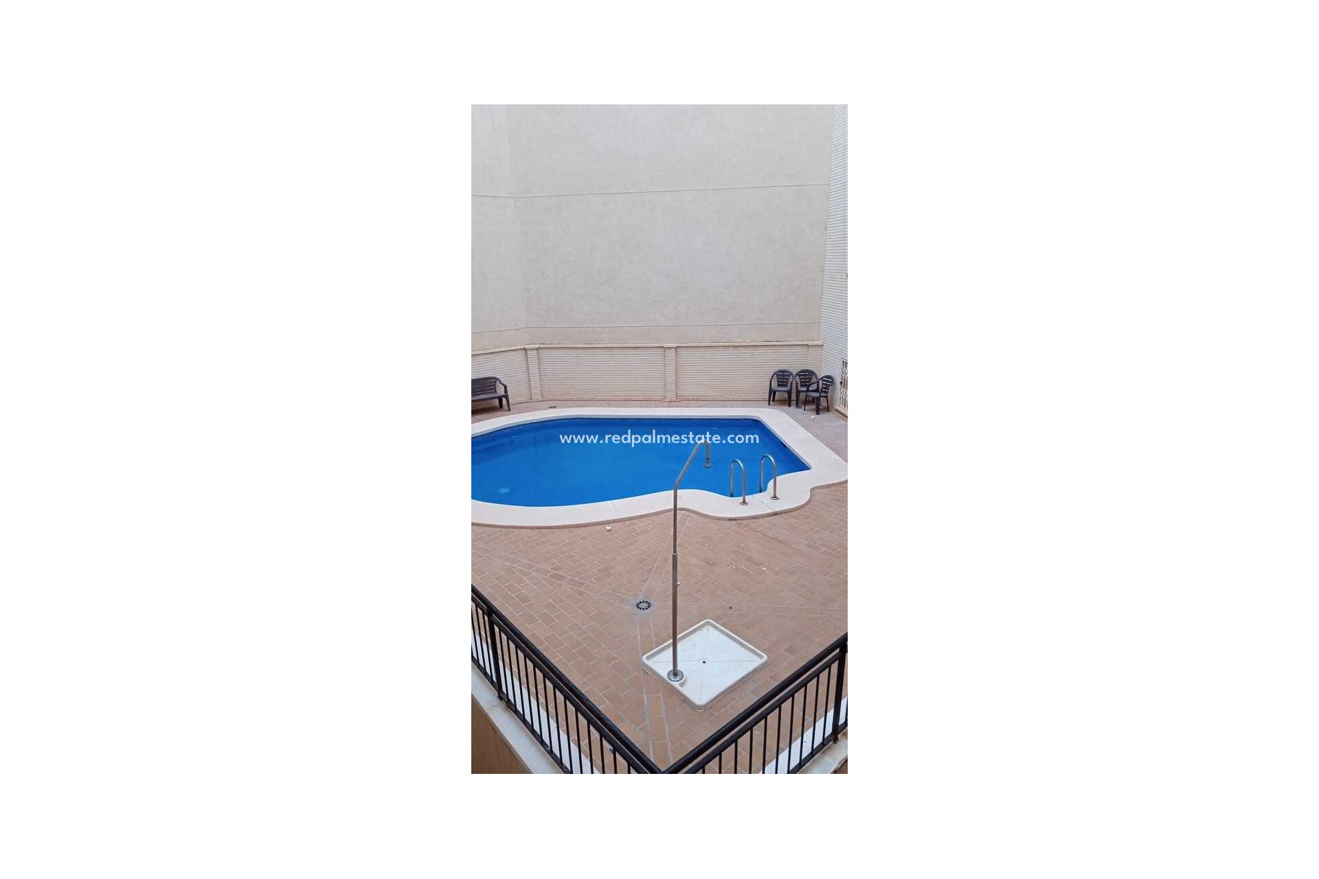 Resale - Apartment -
Torrevieja - Centro Torrevieja