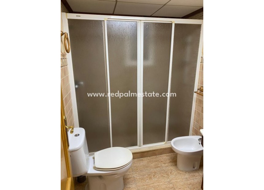Resale - Apartment -
Torrevieja - Centro Torrevieja