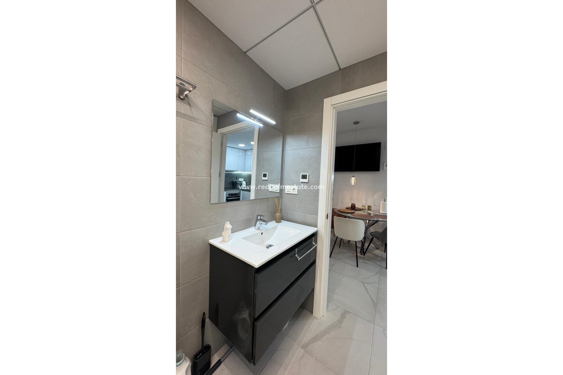 Resale - Apartment -
Torrevieja - Centro Torrevieja