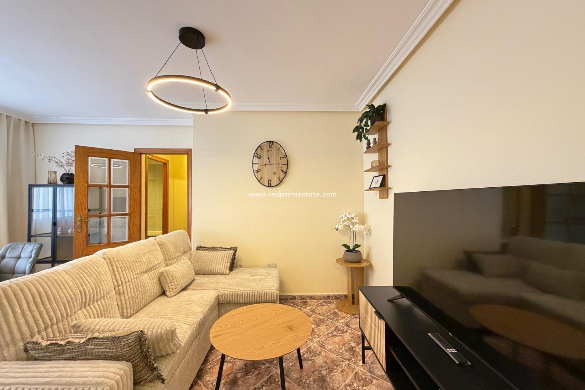 Resale - Apartment -
Torrevieja - Centro Torrevieja