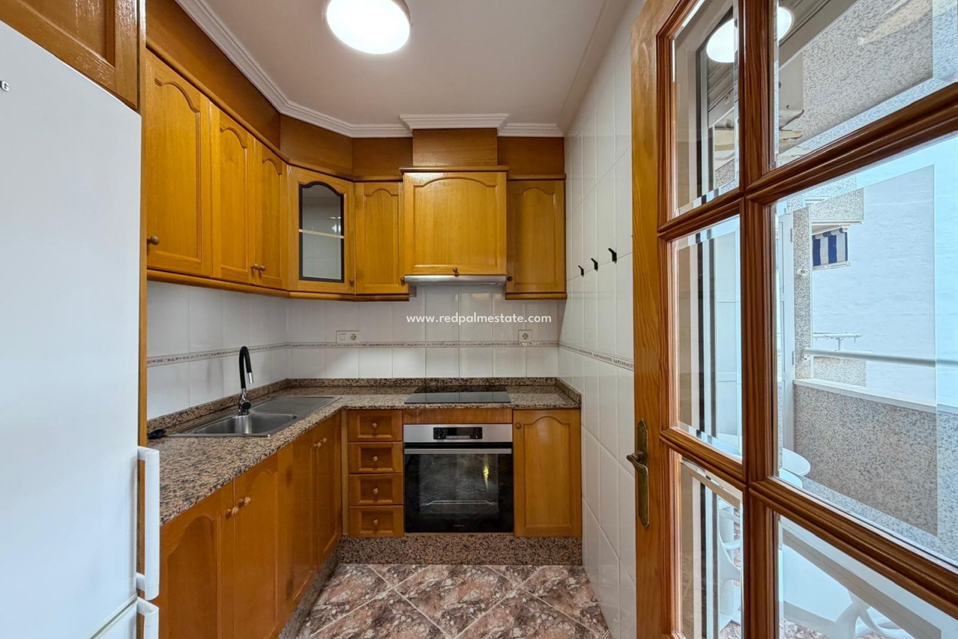 Resale - Apartment -
Torrevieja - Centro Torrevieja