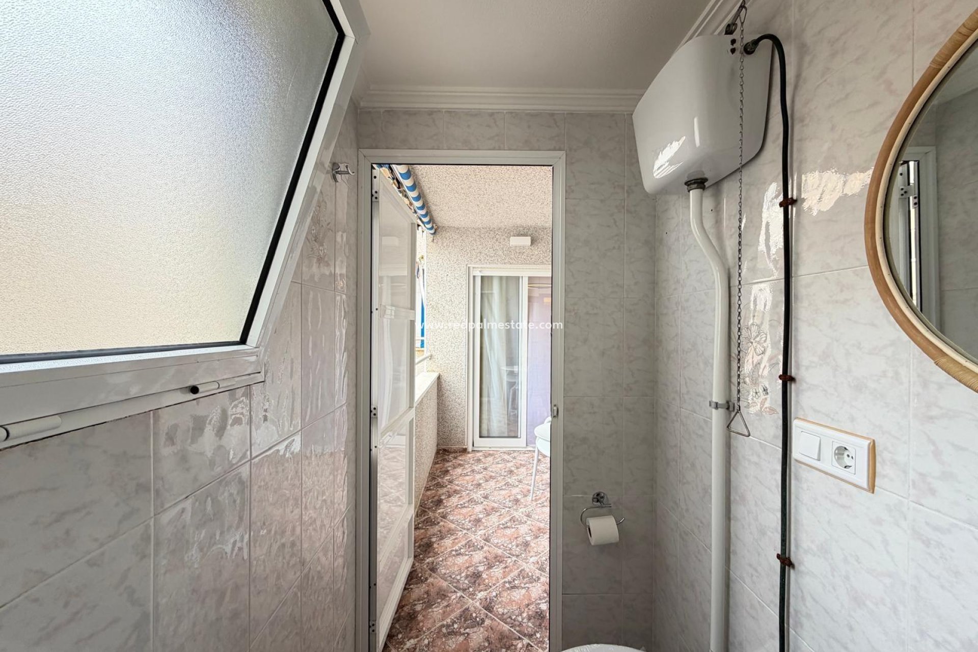 Resale - Apartment -
Torrevieja - Centro Torrevieja