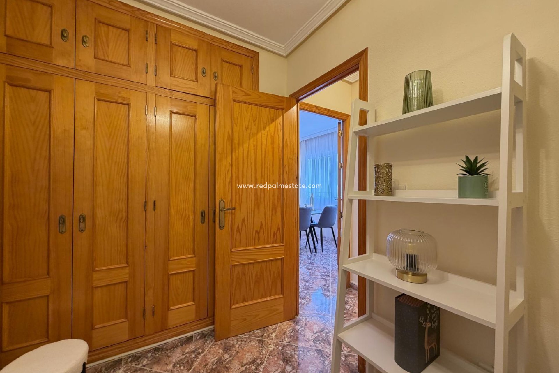 Resale - Apartment -
Torrevieja - Centro Torrevieja