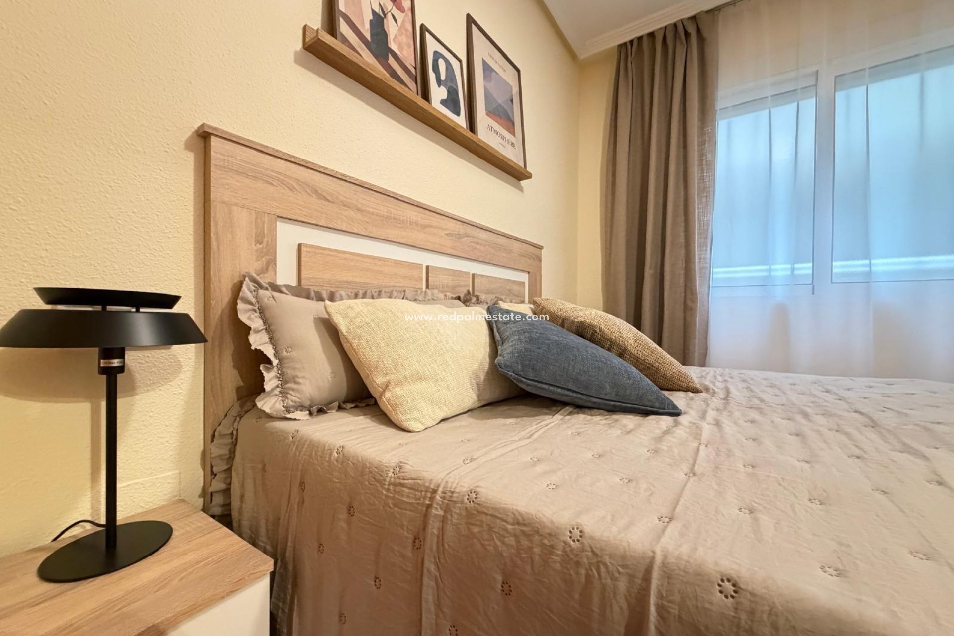 Resale - Apartment -
Torrevieja - Centro Torrevieja