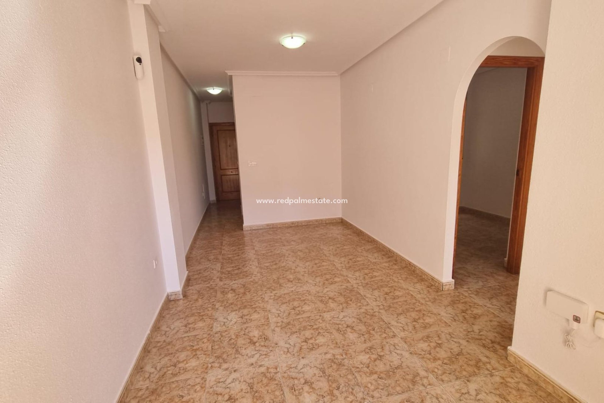 Resale - Apartment -
Torrevieja - Centro Torrevieja
