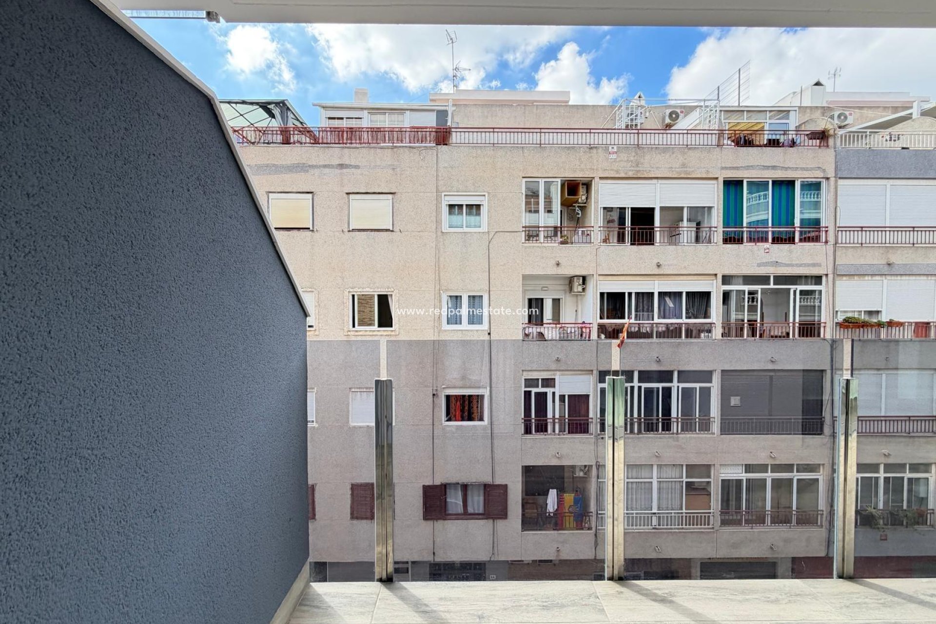 Resale - Apartment -
Torrevieja - Centro Torrevieja