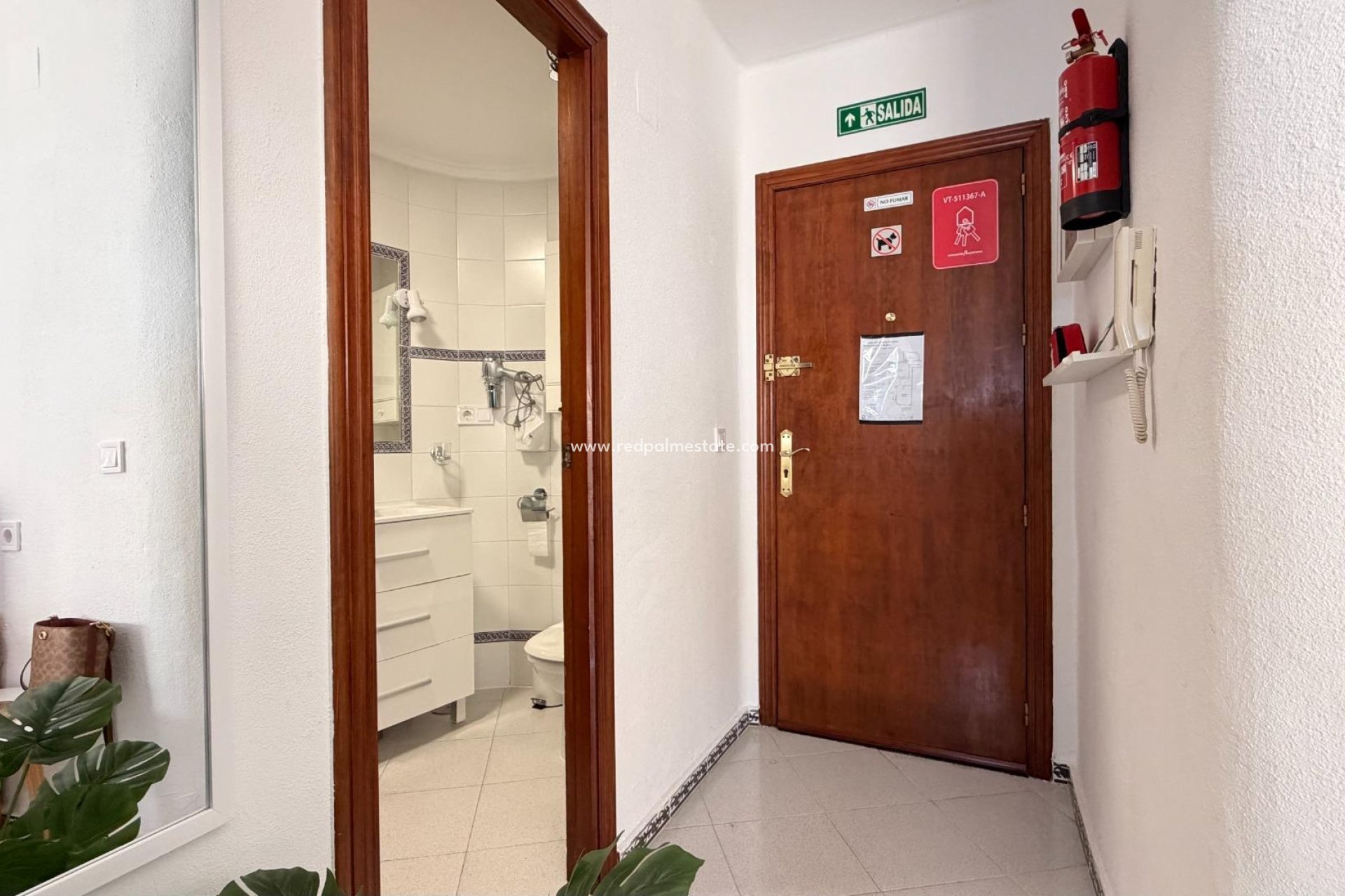 Resale - Apartment -
Torrevieja - Centro Torrevieja
