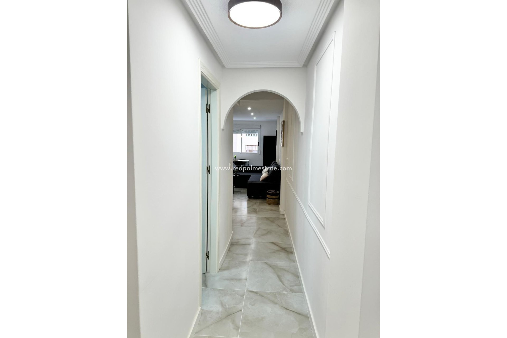 Resale - Apartment -
Torrevieja - Centro Torrevieja