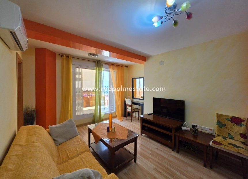 Resale - Apartment -
Torrevieja - Centro Torrevieja