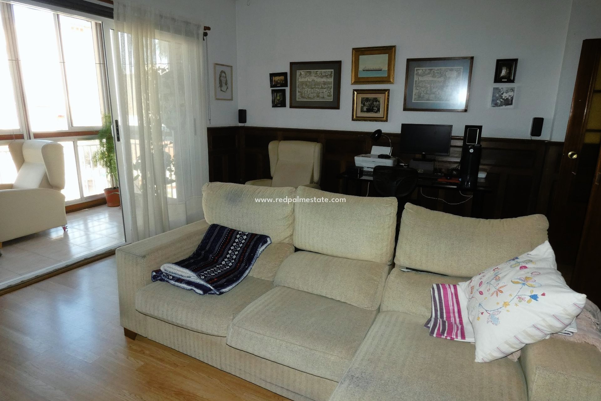 Resale - Apartment -
Torrevieja - Centro Torrevieja