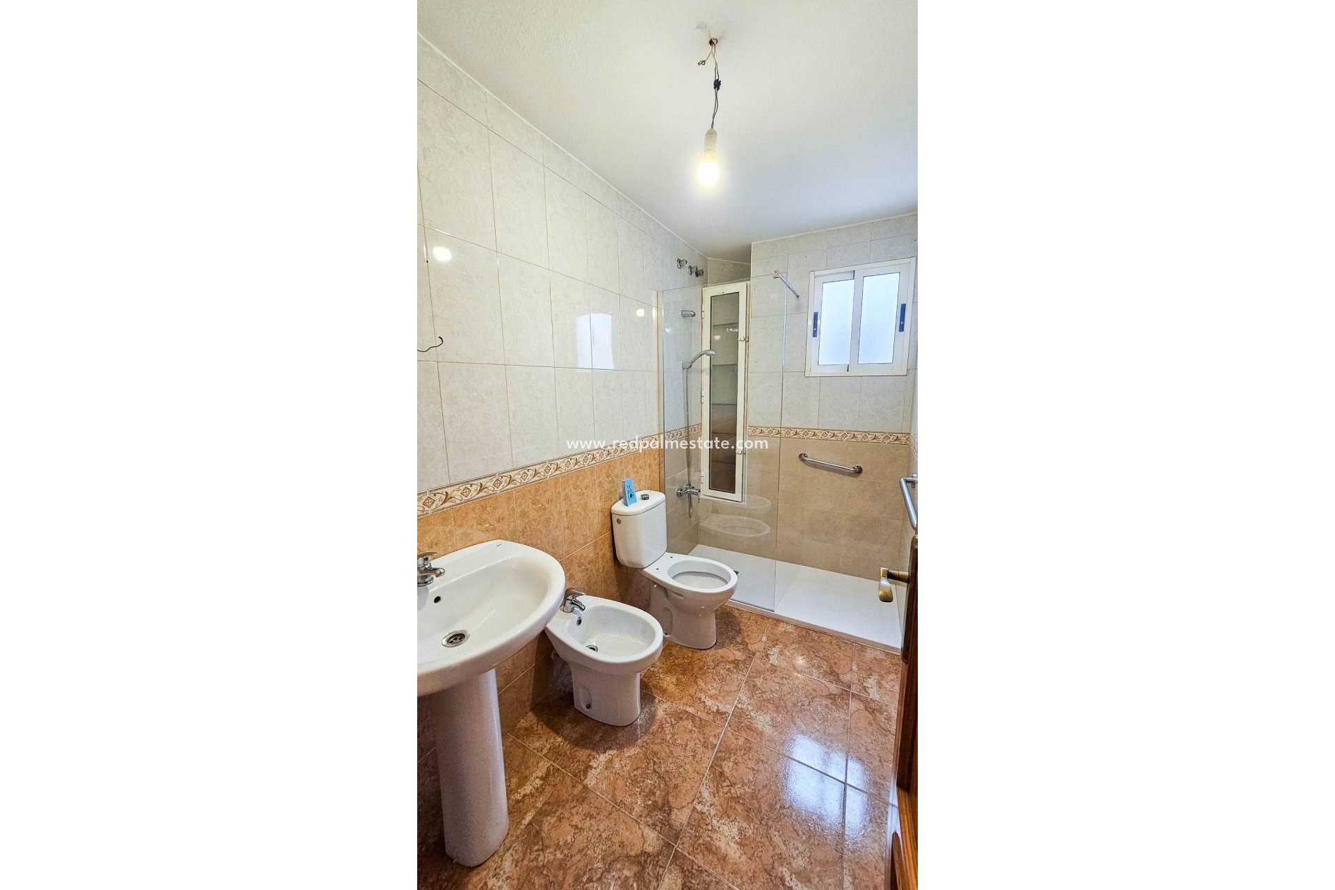 Resale - Apartment -
Torrevieja - Centro Torrevieja