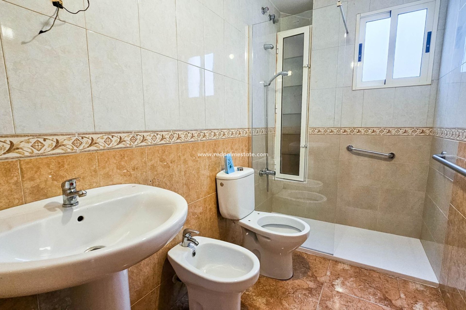 Resale - Apartment -
Torrevieja - Centro Torrevieja