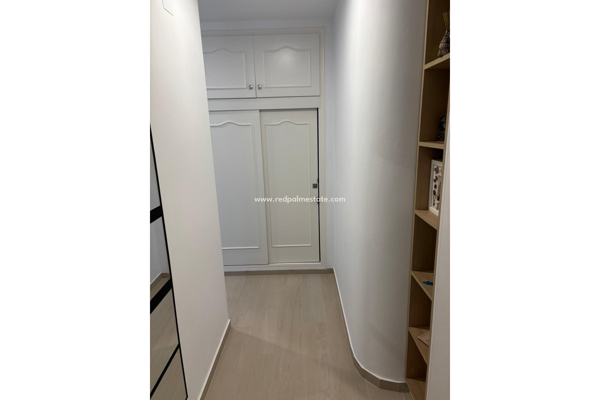 Resale - Apartment -
Torrevieja - Centro Torrevieja