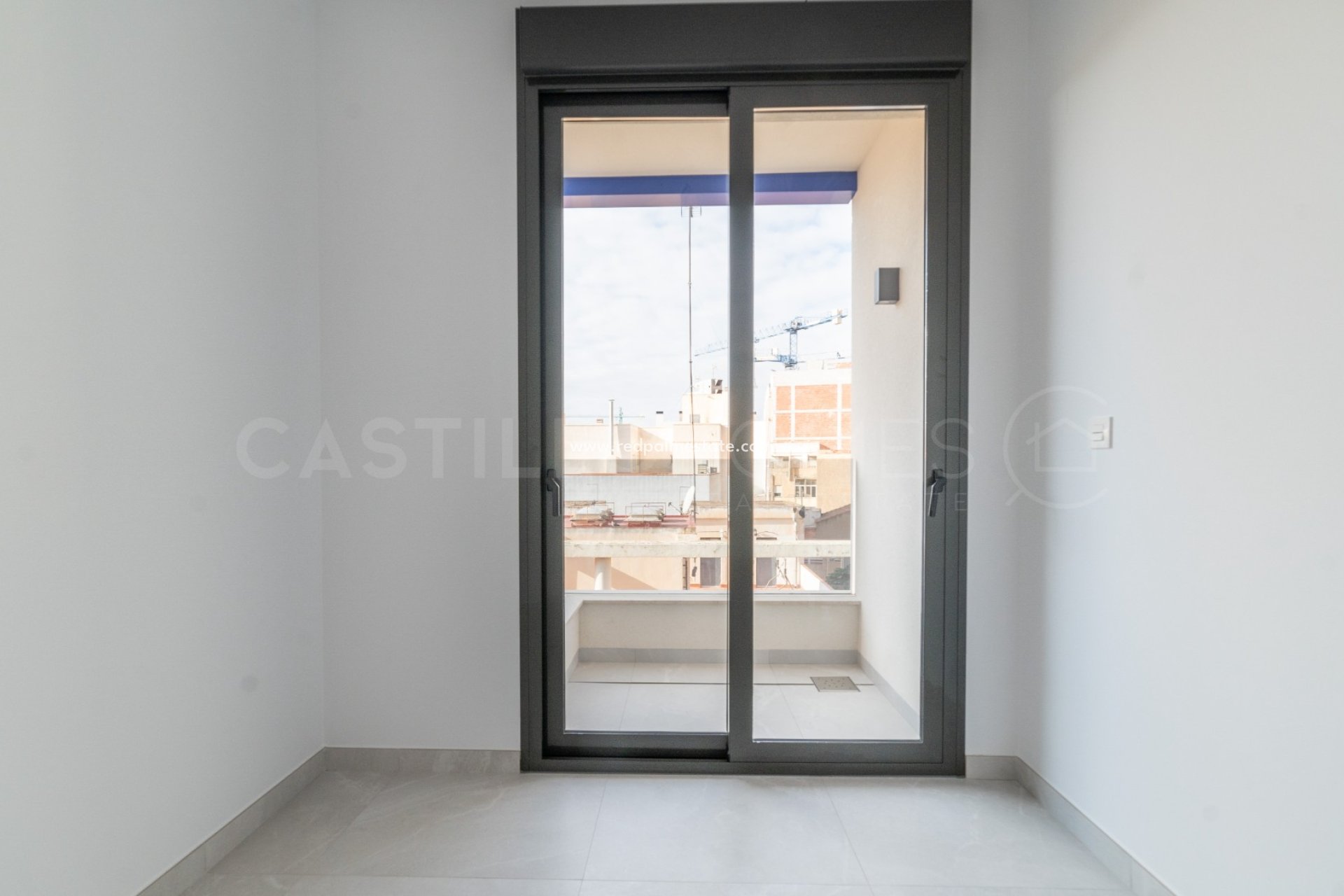 Resale - Apartment -
Torrevieja - Centro Torrevieja