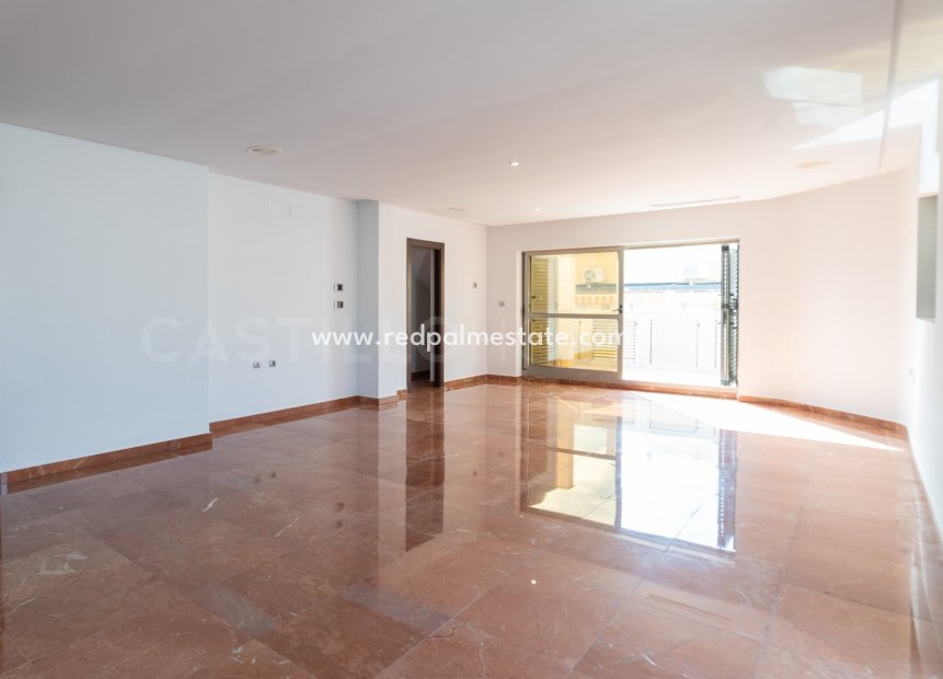 Resale - Apartment -
Torrevieja - Centro Torrevieja