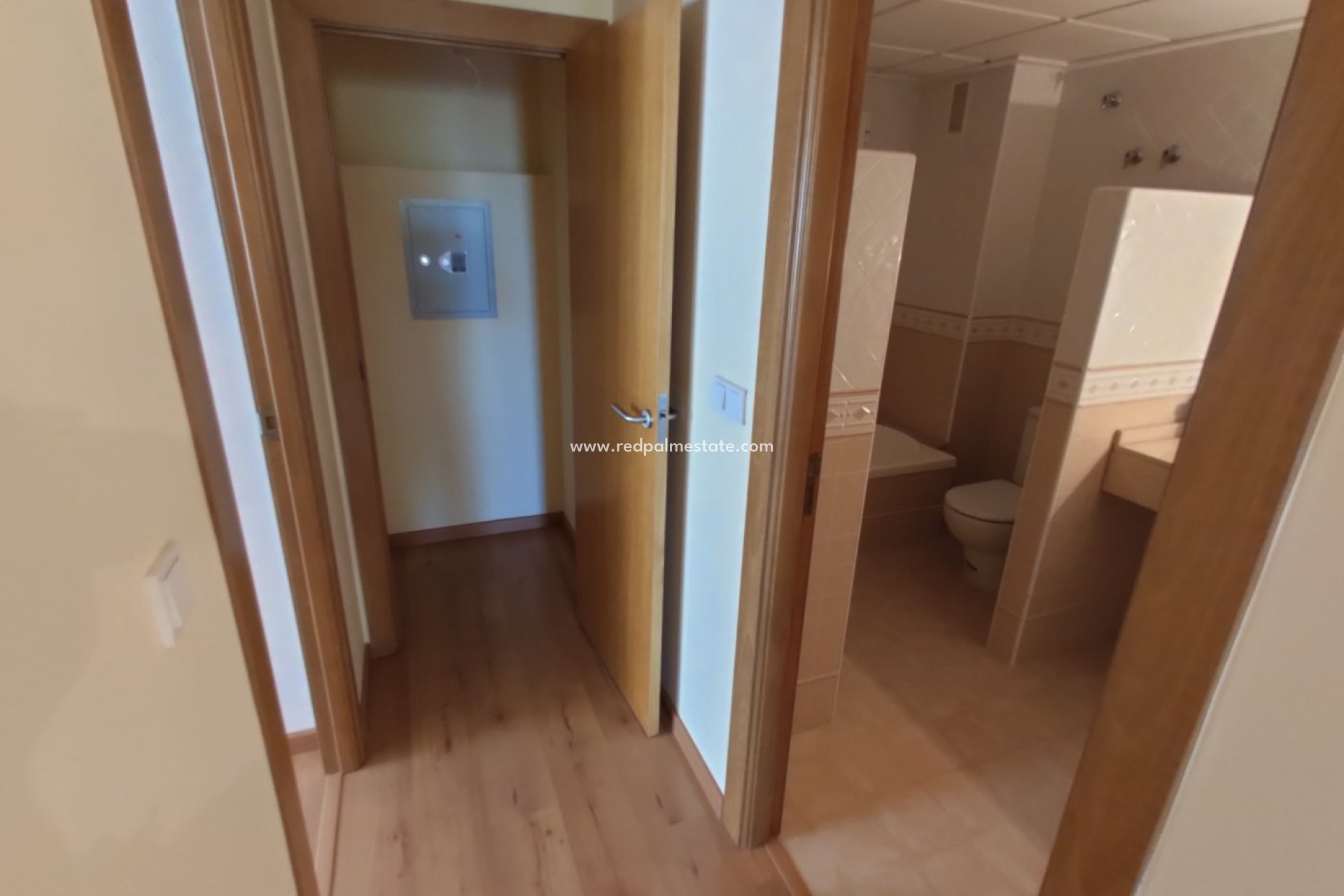 Resale - Apartment -
Torrevieja - Centro Torrevieja