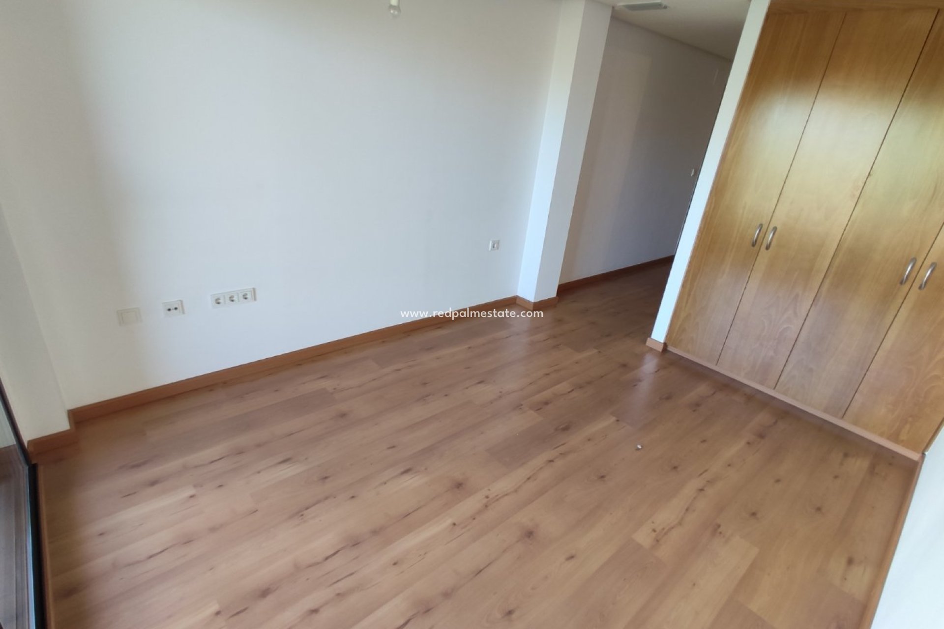 Resale - Apartment -
Torrevieja - Centro Torrevieja