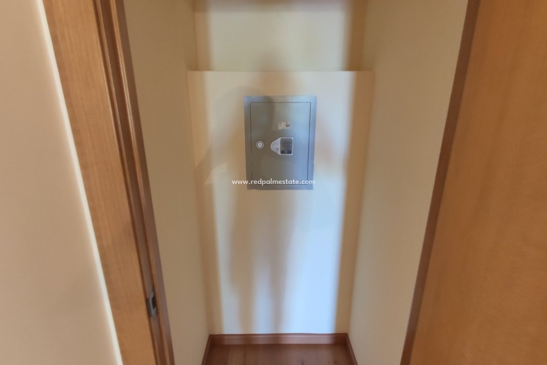 Resale - Apartment -
Torrevieja - Centro Torrevieja