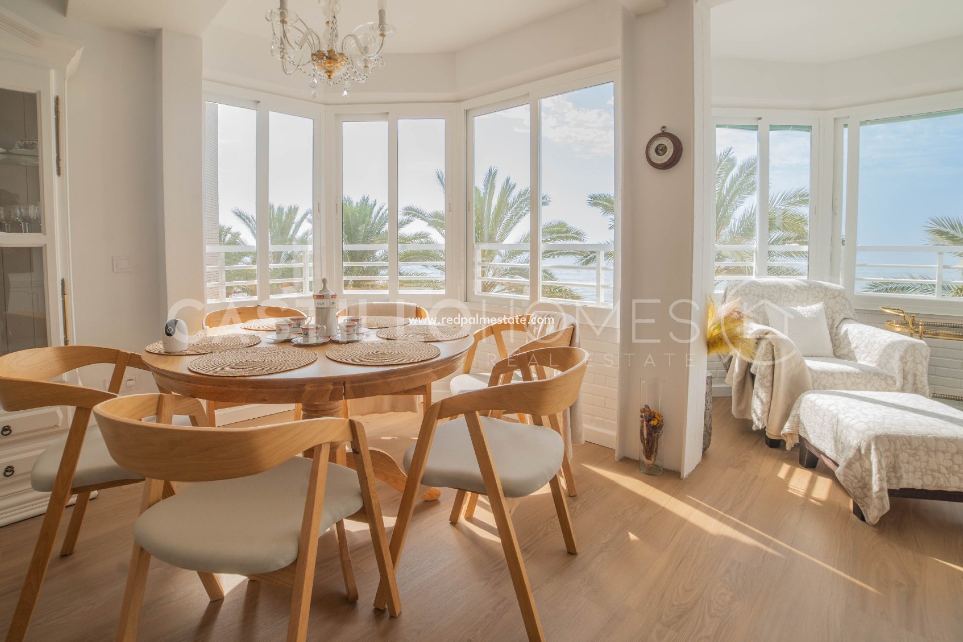 Resale - Apartment -
Torrevieja - Centro Torrevieja