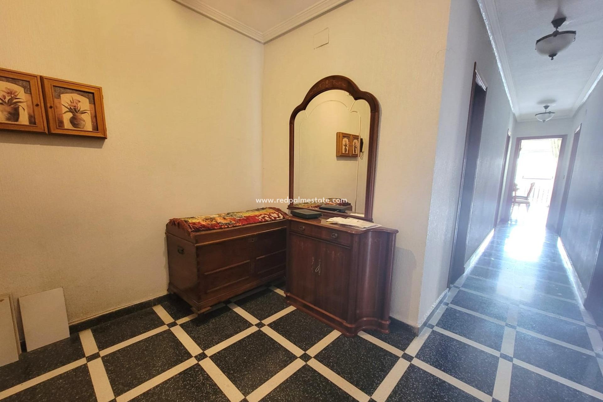 Resale - Apartment -
Torrevieja - Centro Torrevieja