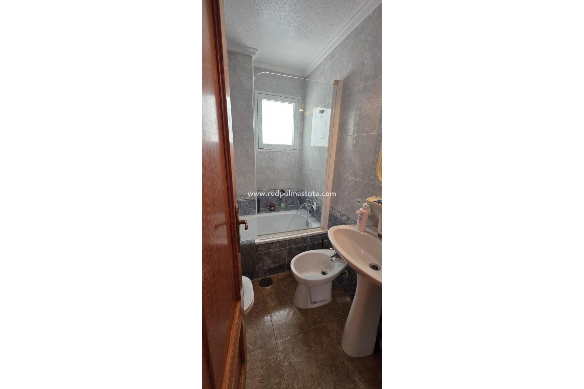 Resale - Apartment -
Torrevieja - Centro Torrevieja