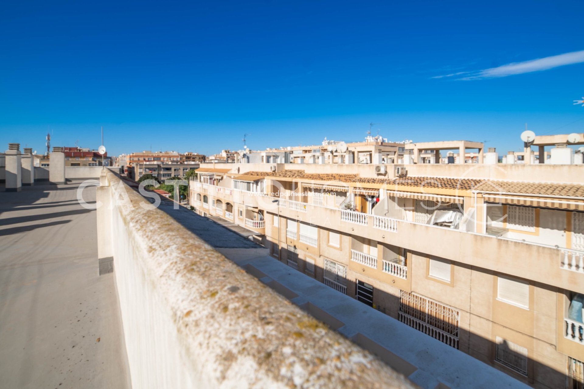 Resale - Apartment -
Torrevieja - Centro Torrevieja
