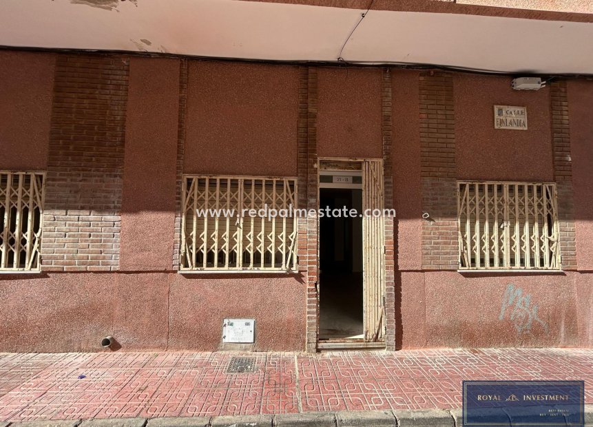 Resale - Apartment -
Torrevieja - Centro Torrevieja