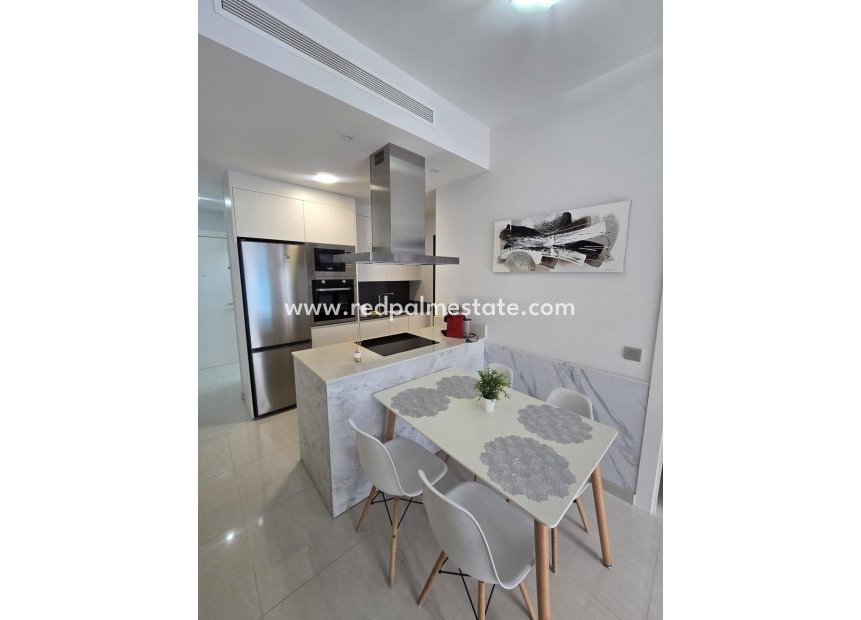 Resale - Apartment -
Torrevieja - Centro Torrevieja