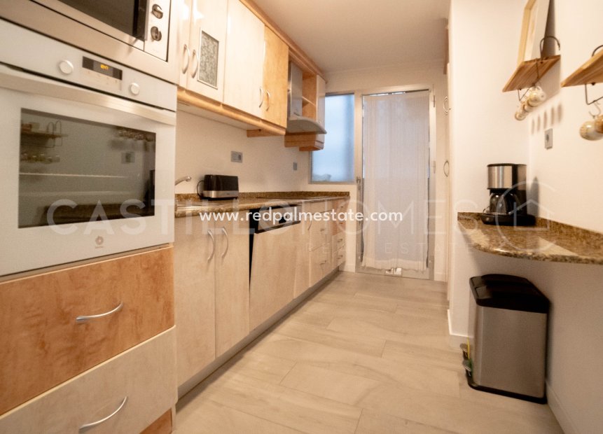 Resale - Apartment -
Torrevieja - Centro Torrevieja