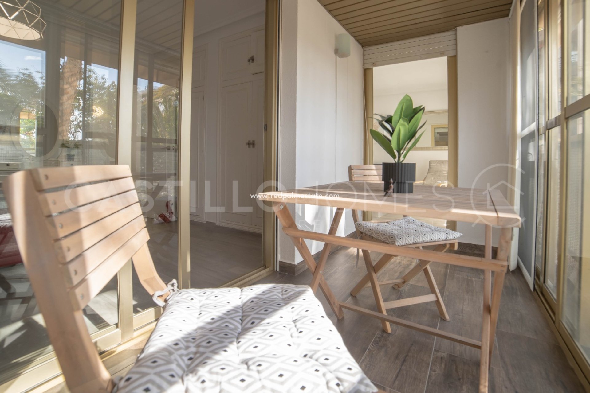 Resale - Apartment -
Torrevieja - Centro Torrevieja