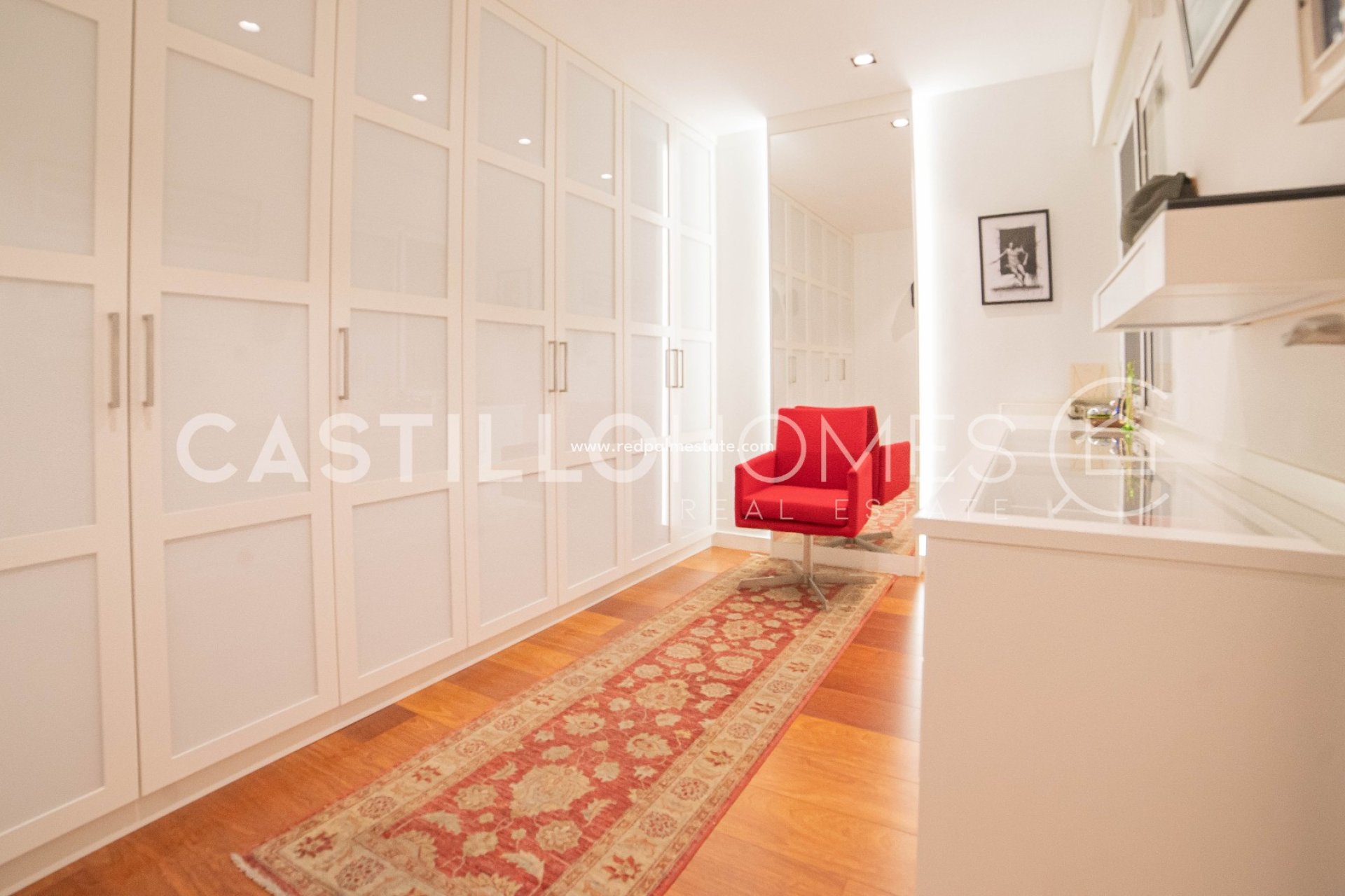 Resale - Apartment -
Torrevieja - Centro Torrevieja