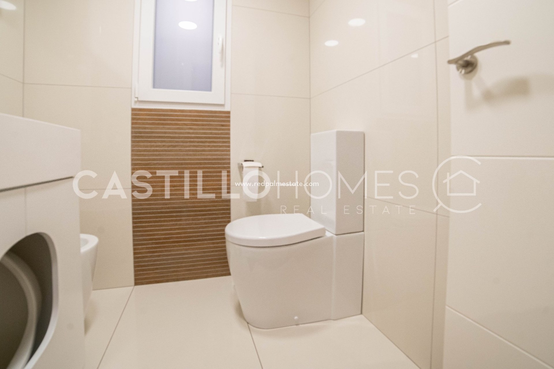 Resale - Apartment -
Torrevieja - Centro Torrevieja