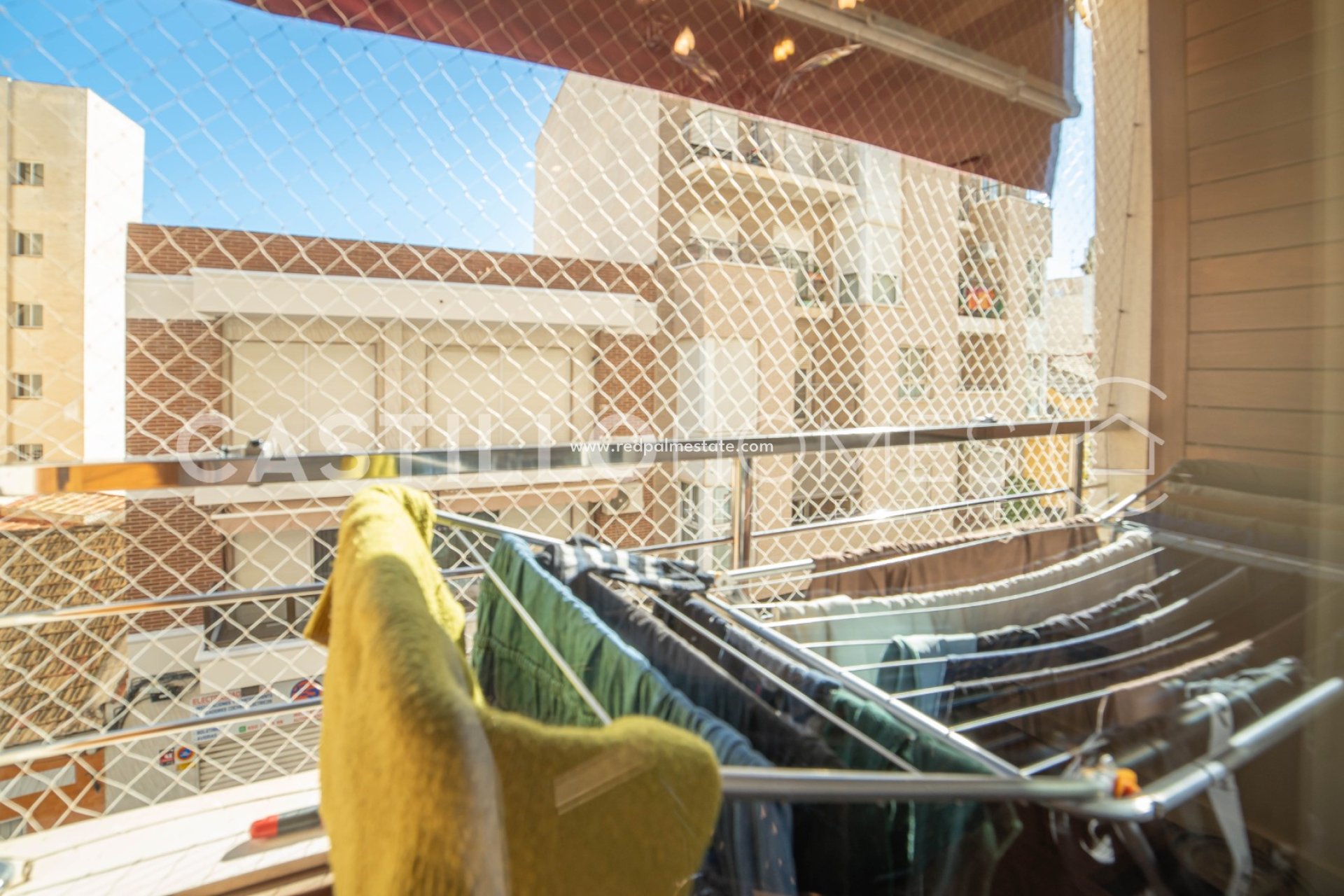 Resale - Apartment -
Torrevieja - Centro Torrevieja