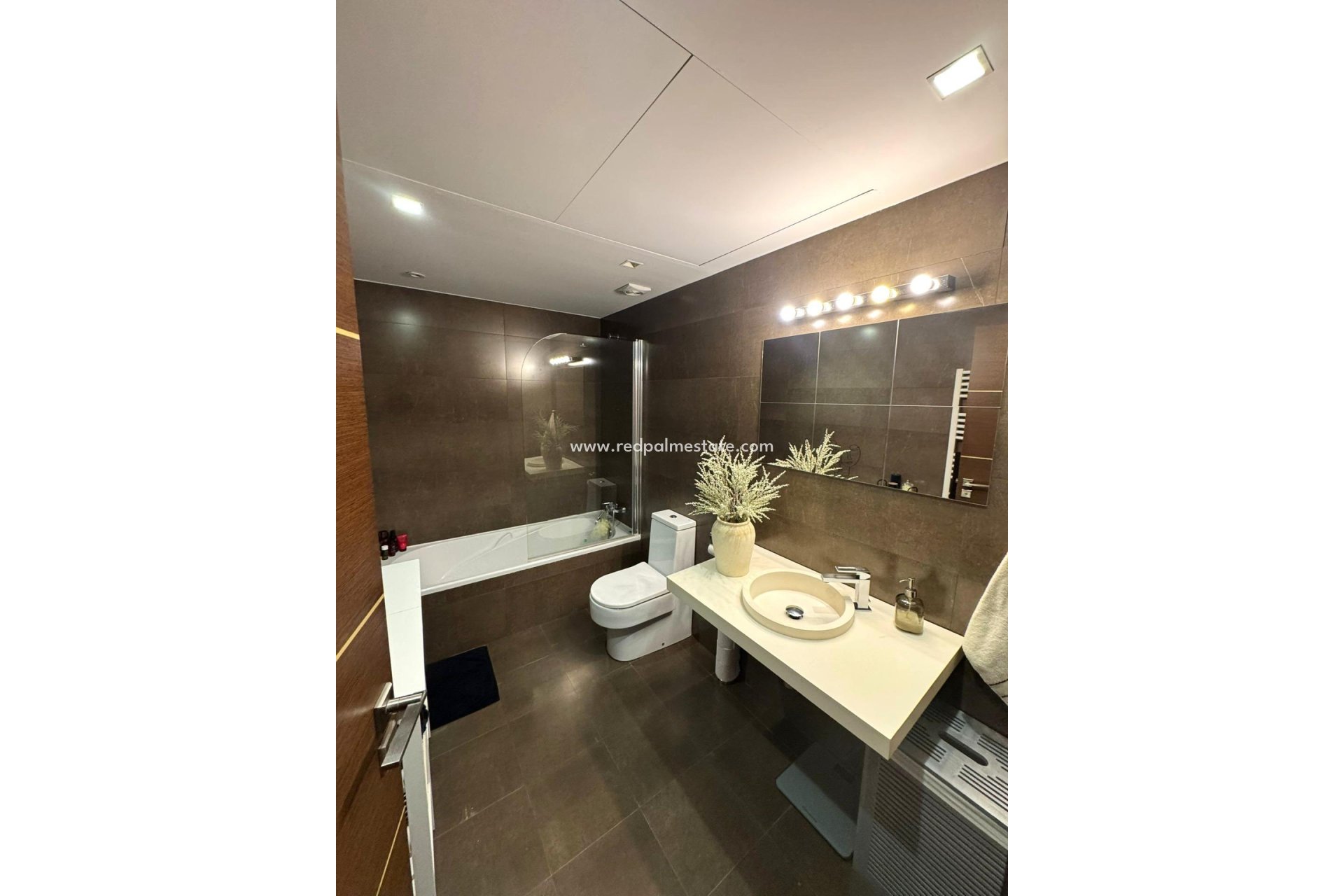 Resale - Apartment -
Torrevieja - Centro Torrevieja