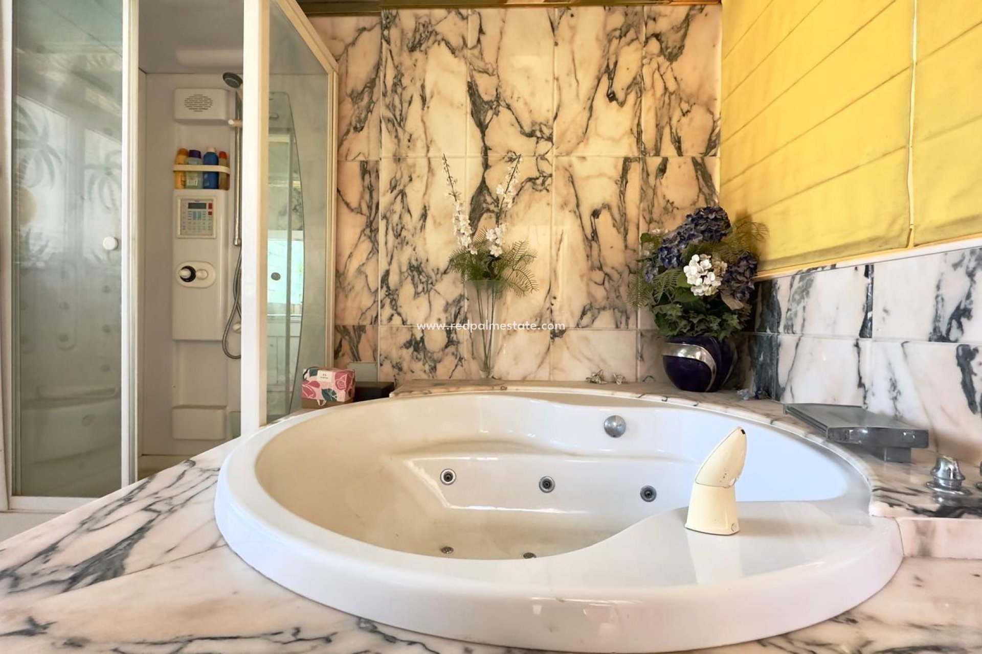 Resale - Apartment -
Torrevieja - Centro Torrevieja