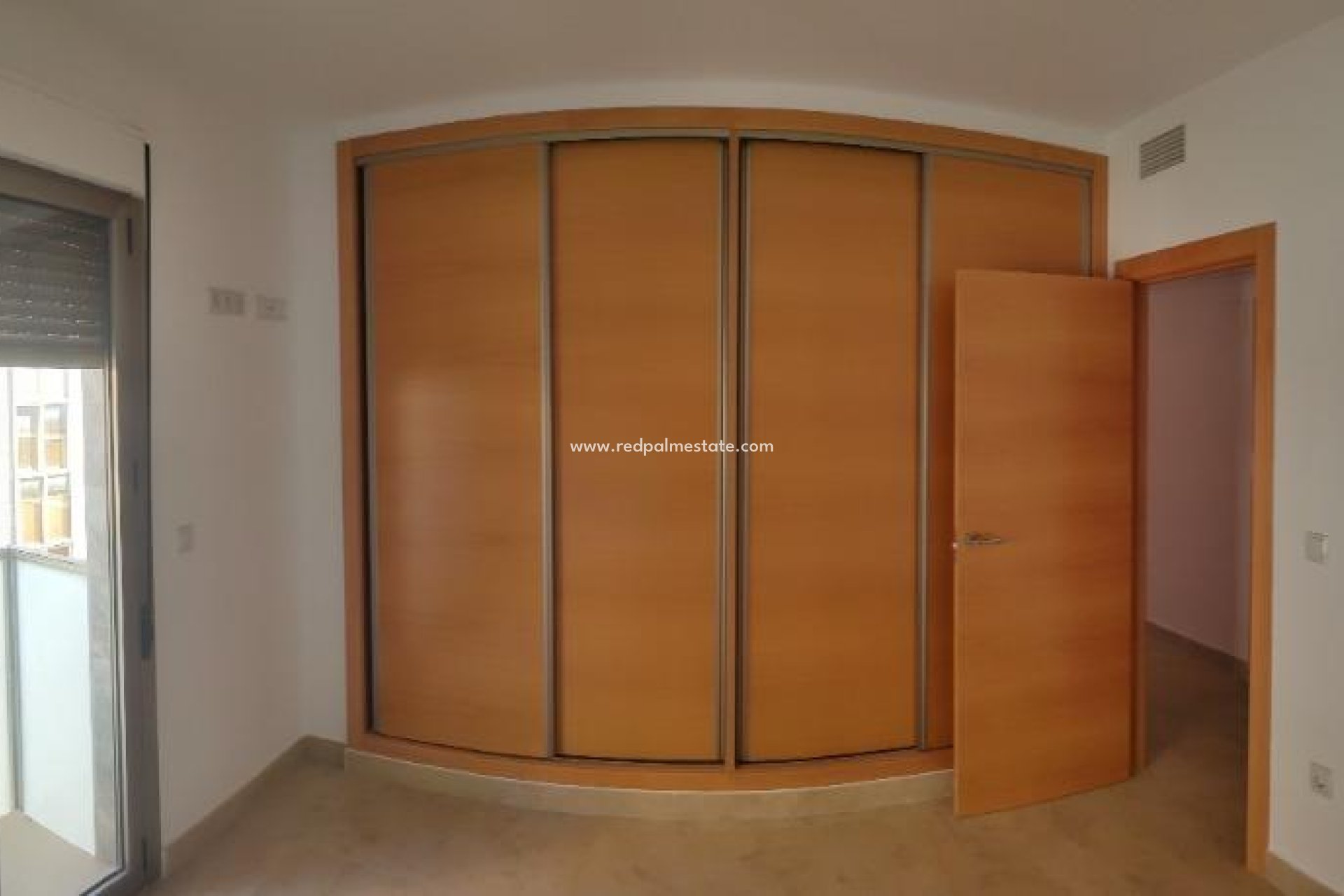 Resale - Apartment -
Torrevieja - Centro Torrevieja