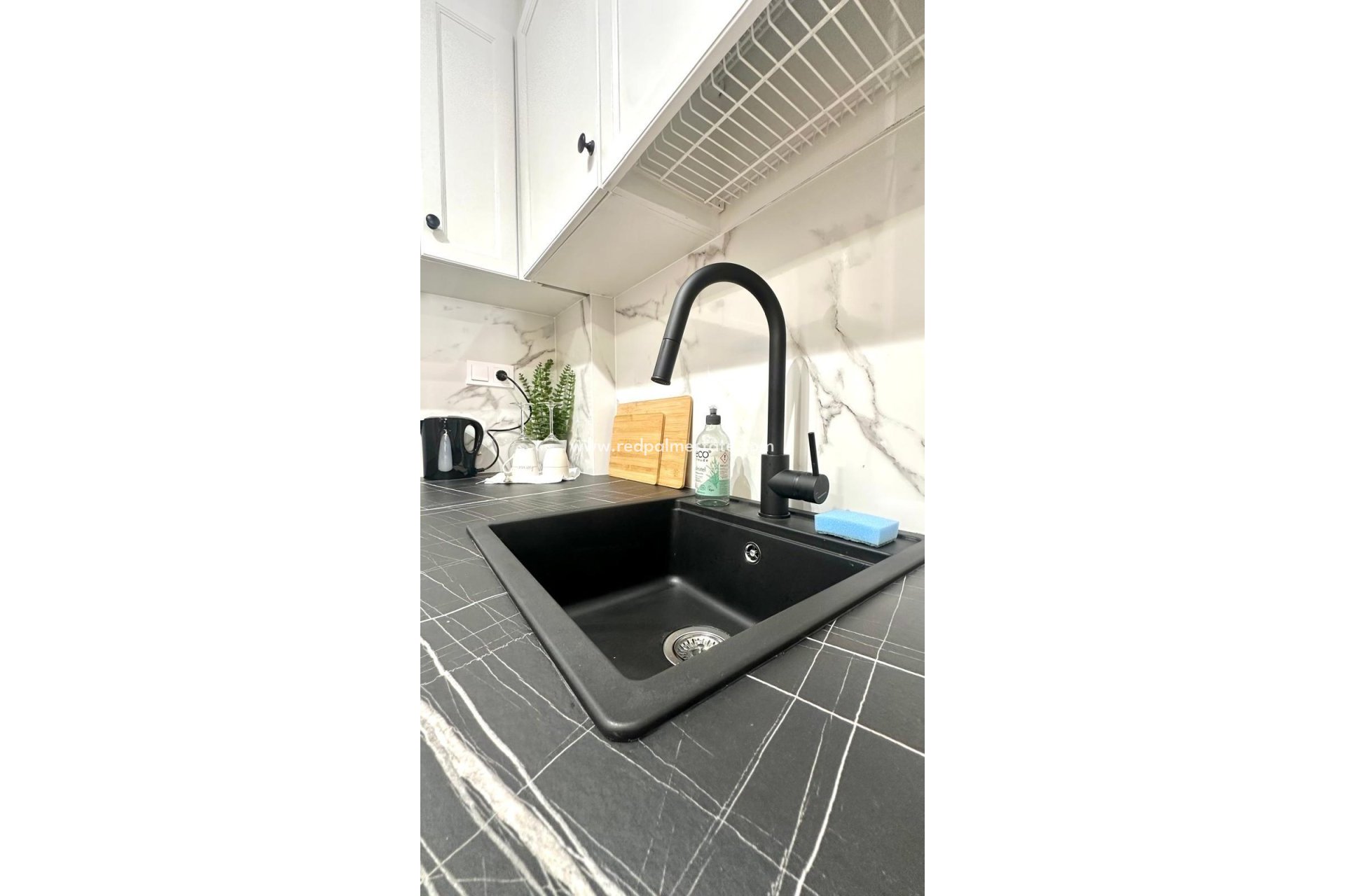 Resale - Apartment -
Torrevieja - Centro Torrevieja