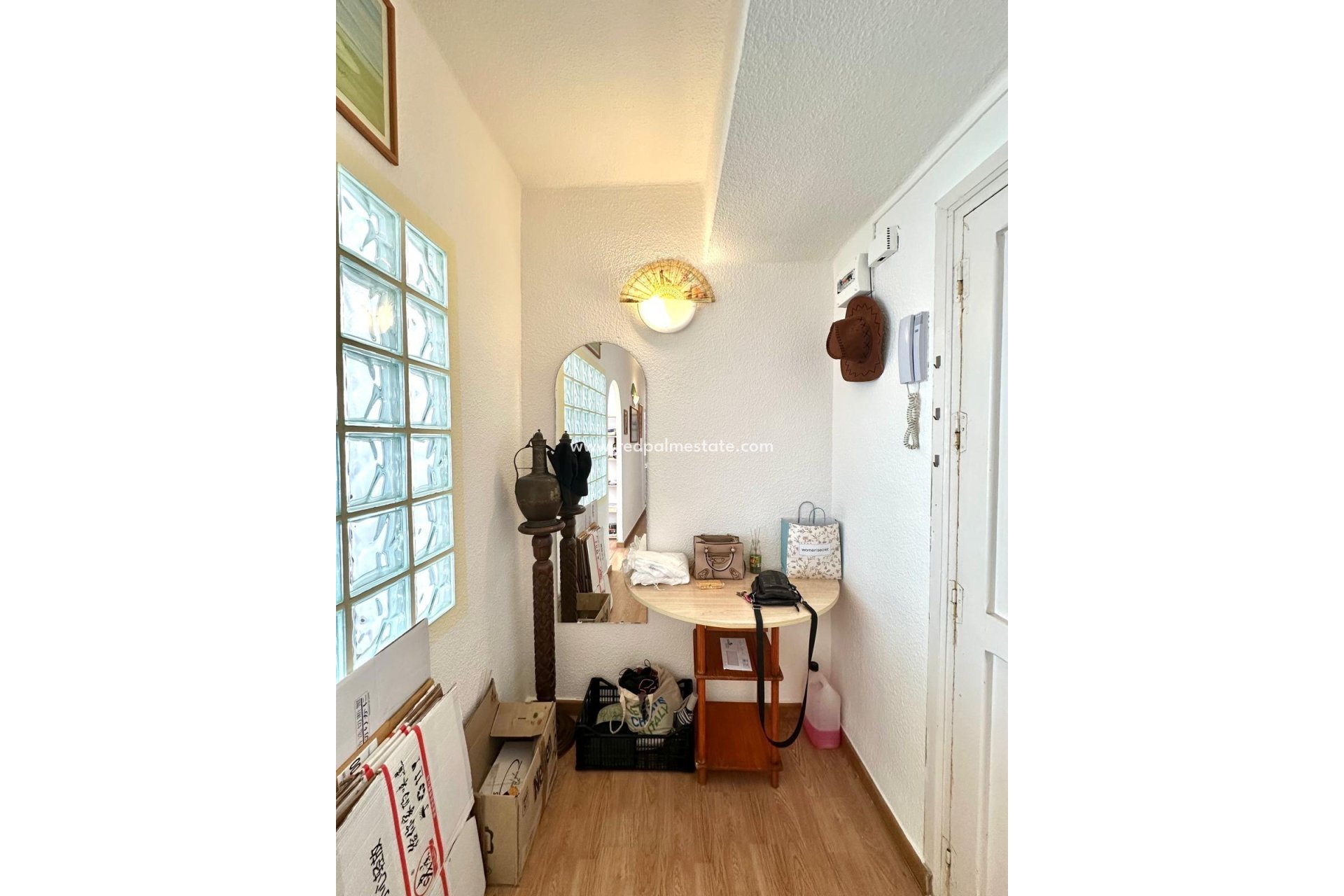 Resale - Apartment -
Torrevieja - Centro Torrevieja