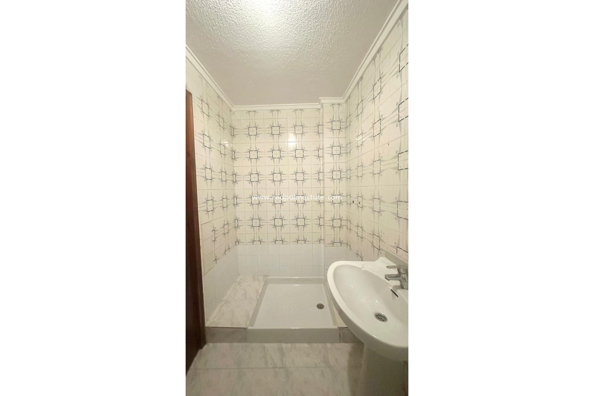 Resale - Apartment -
Torrevieja - Centro Torrevieja