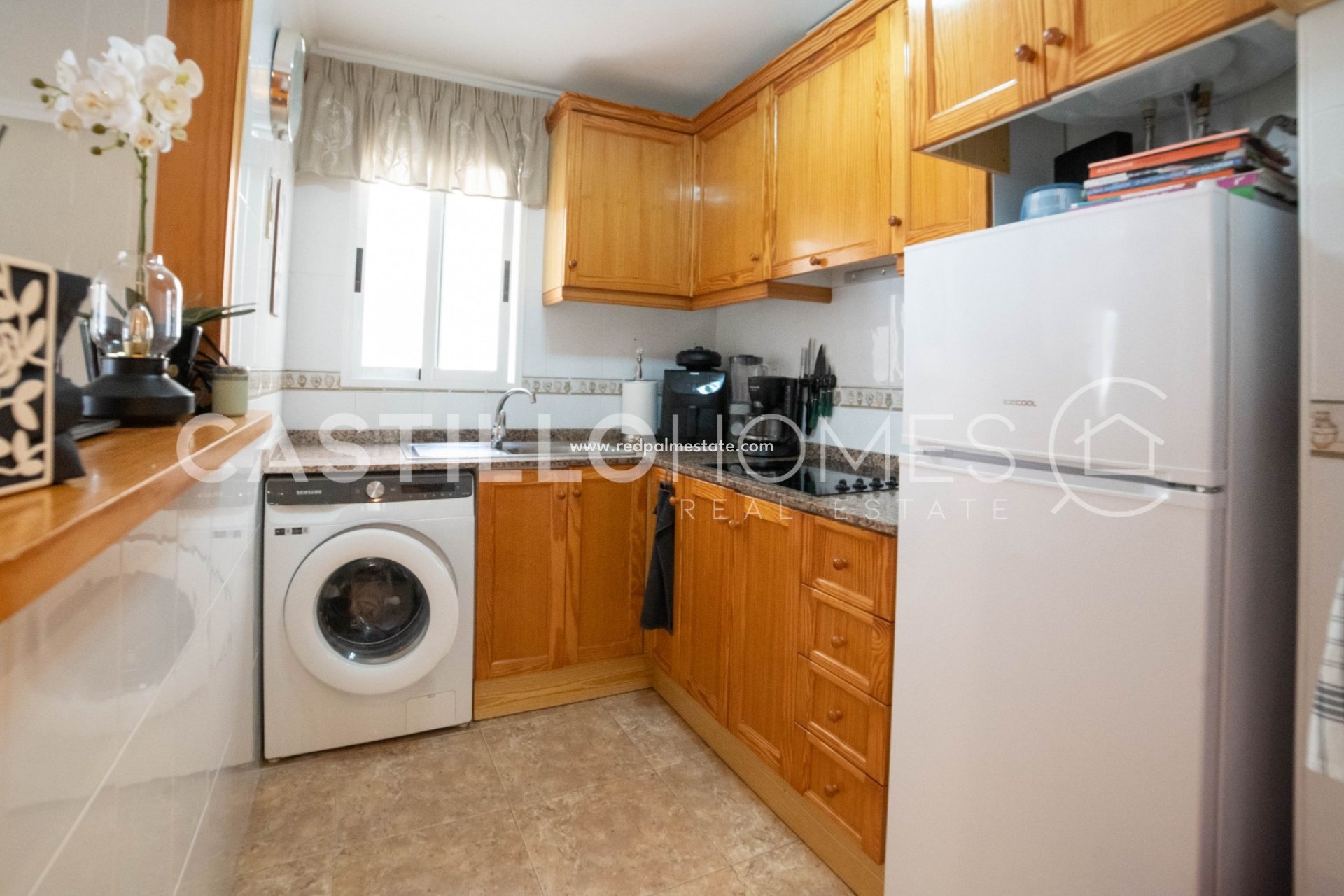 Resale - Apartment -
Torrevieja - Centro Torrevieja