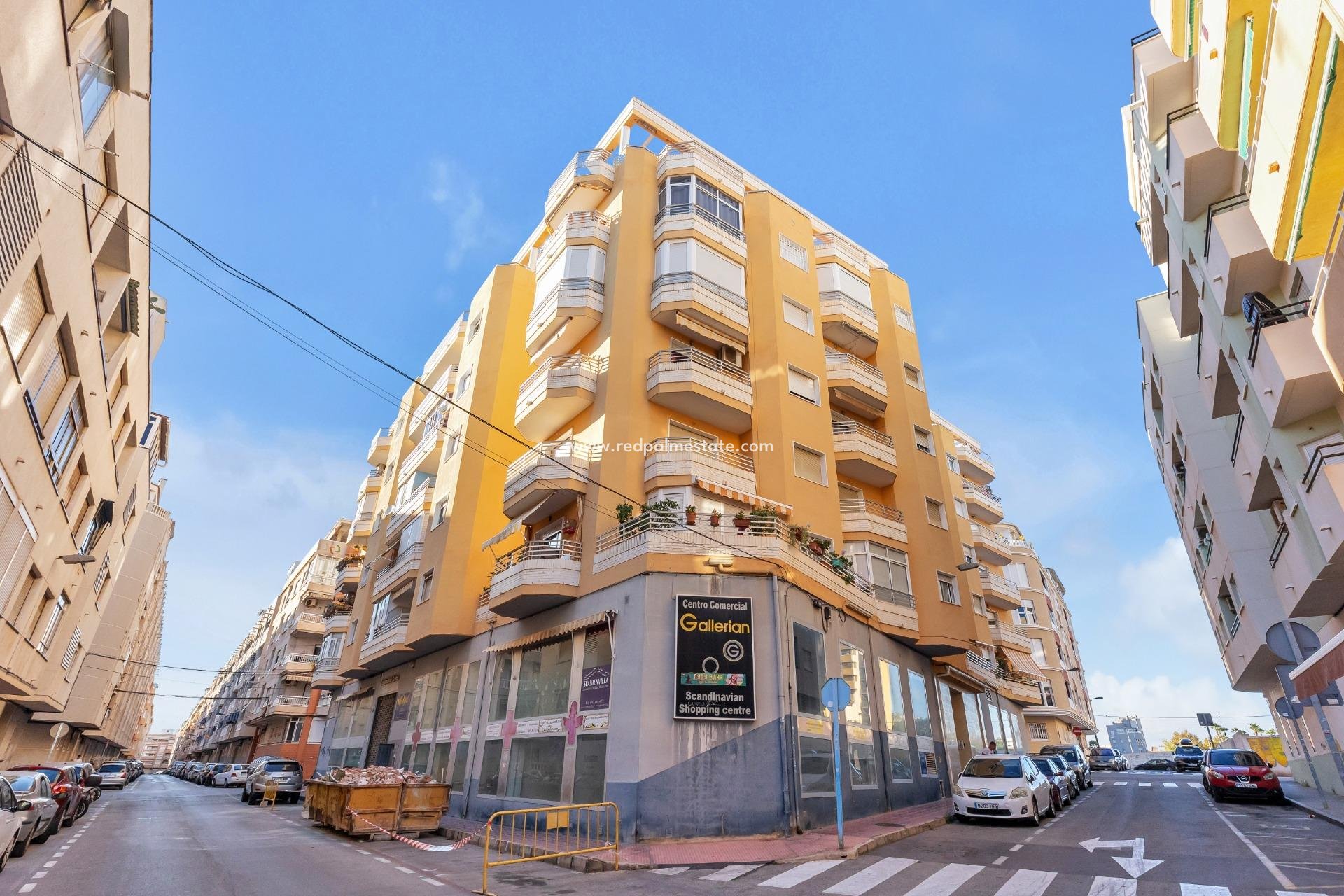 Resale - Apartment -
Torrevieja - Centro Torrevieja