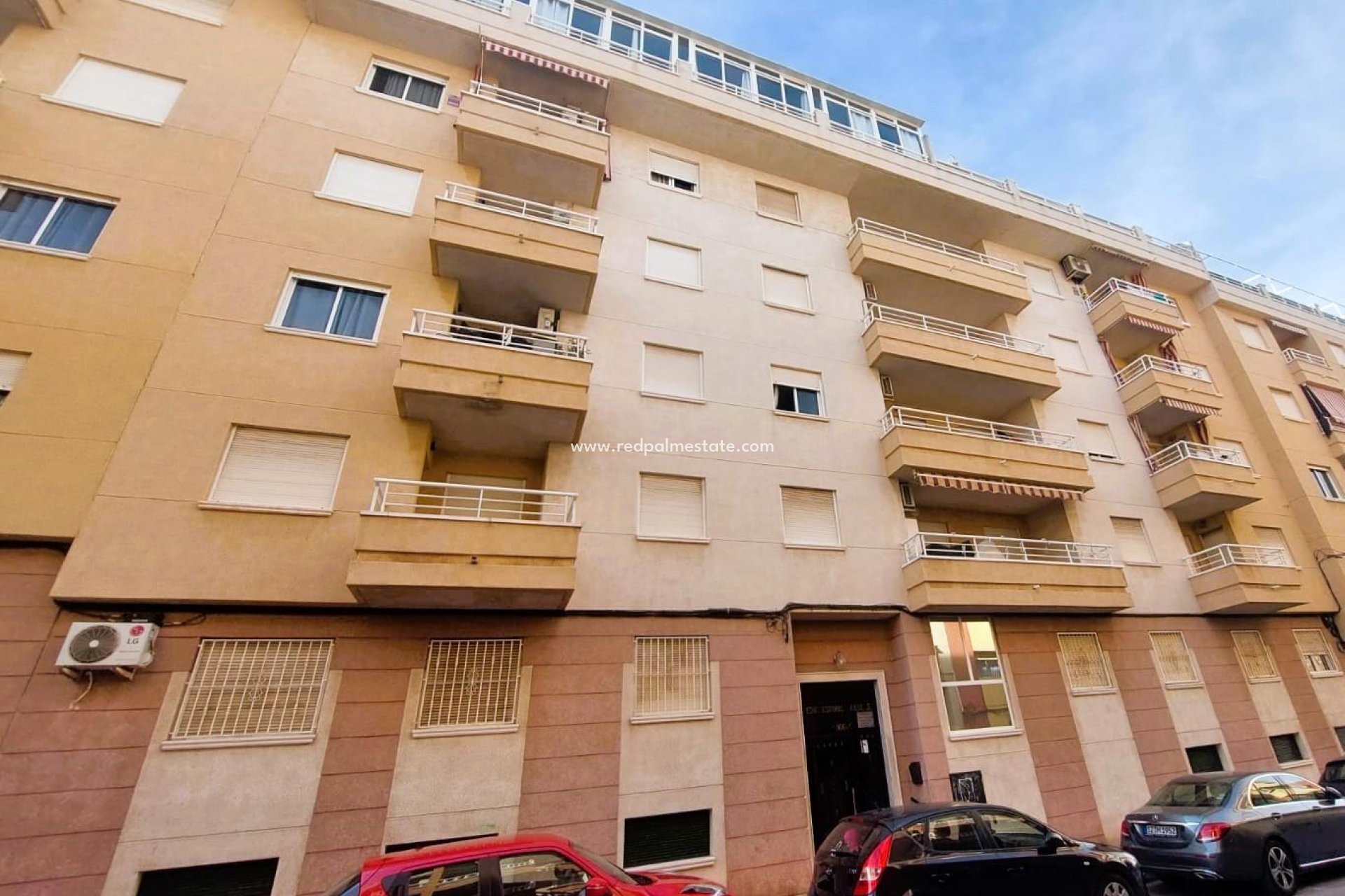 Resale - Apartment -
Torrevieja - Centro Torrevieja