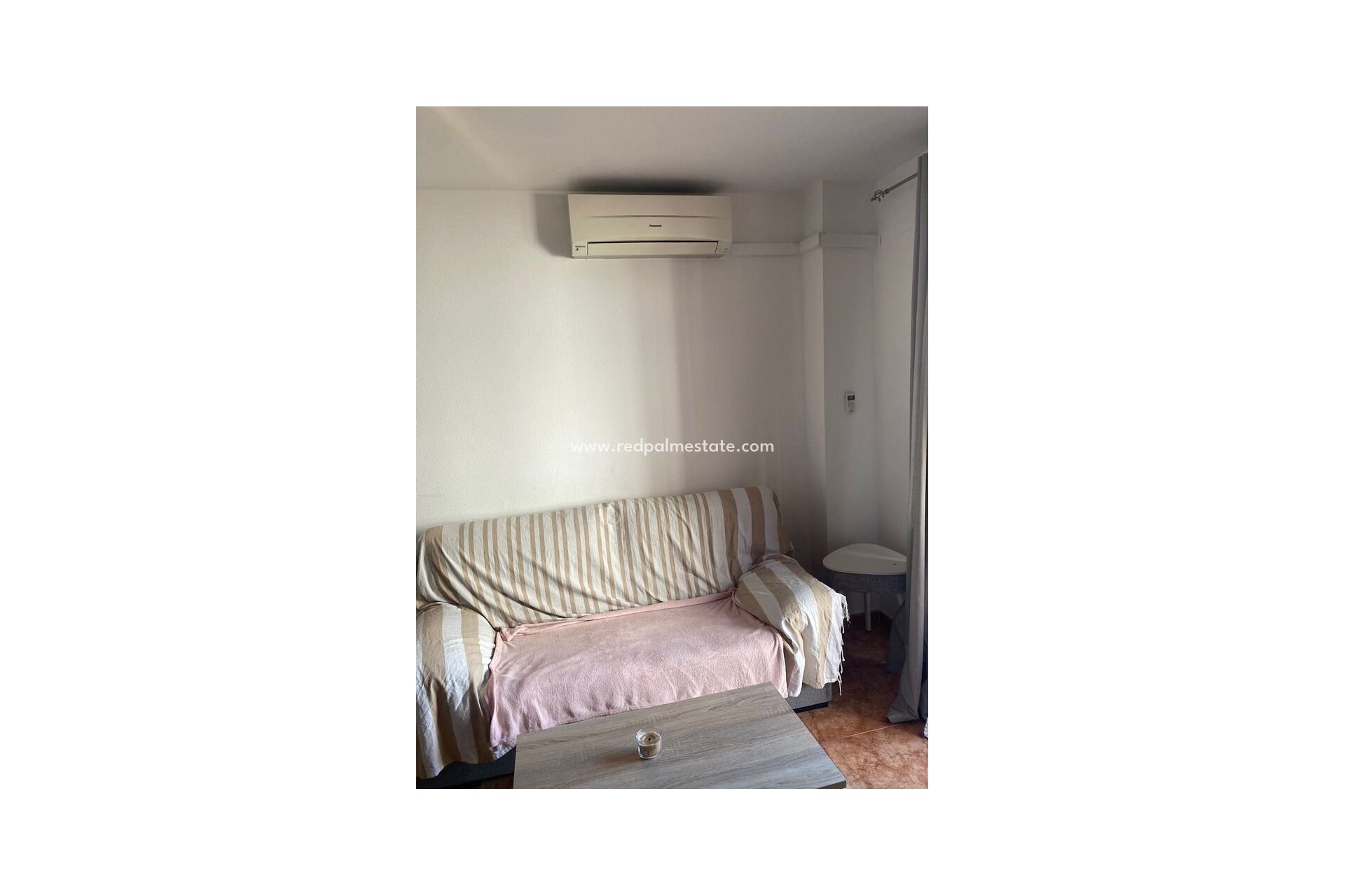 Resale - Apartment -
Torrevieja - Centro Torrevieja