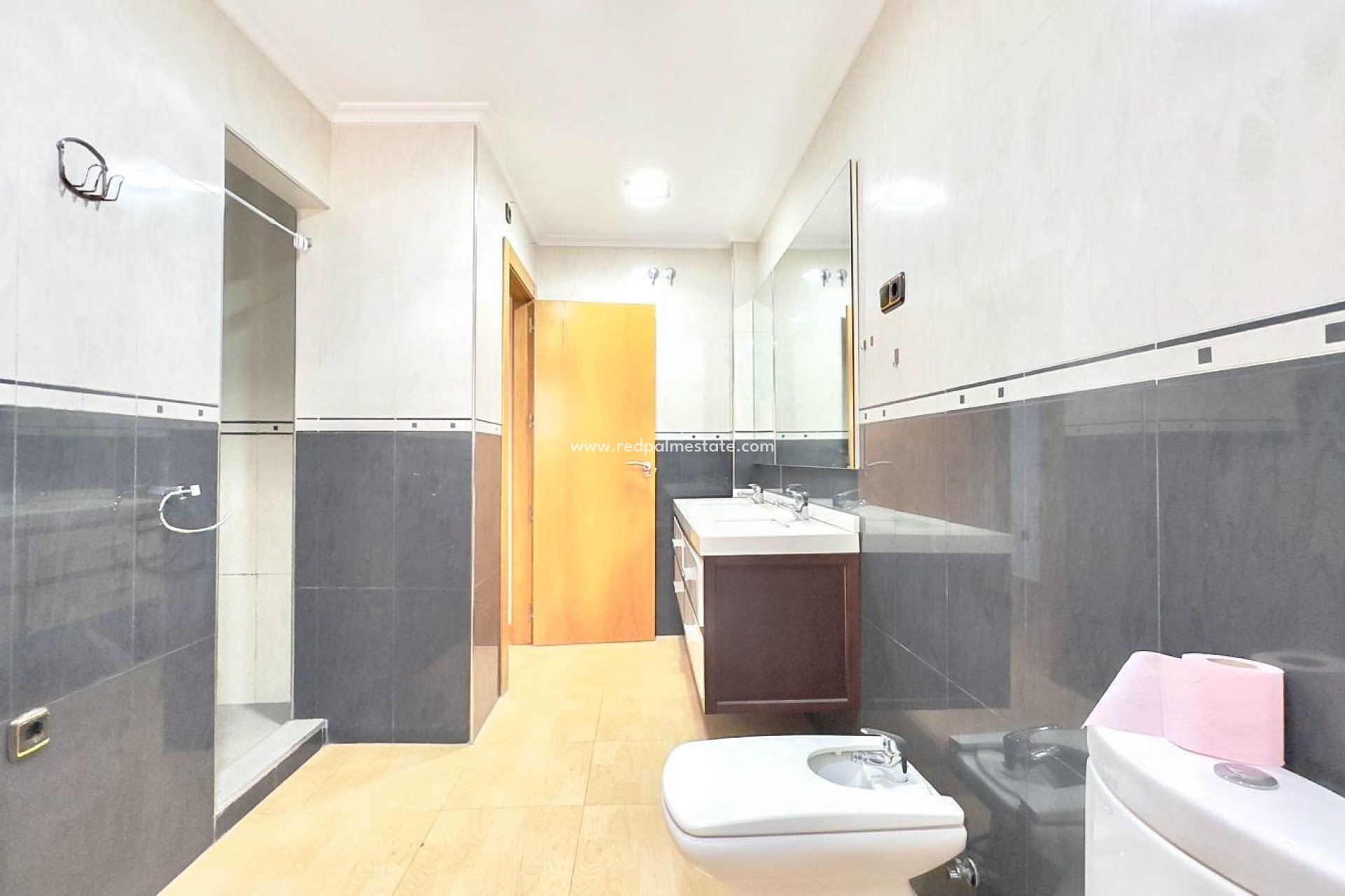 Resale - Apartment -
Torrevieja - Centro Torrevieja