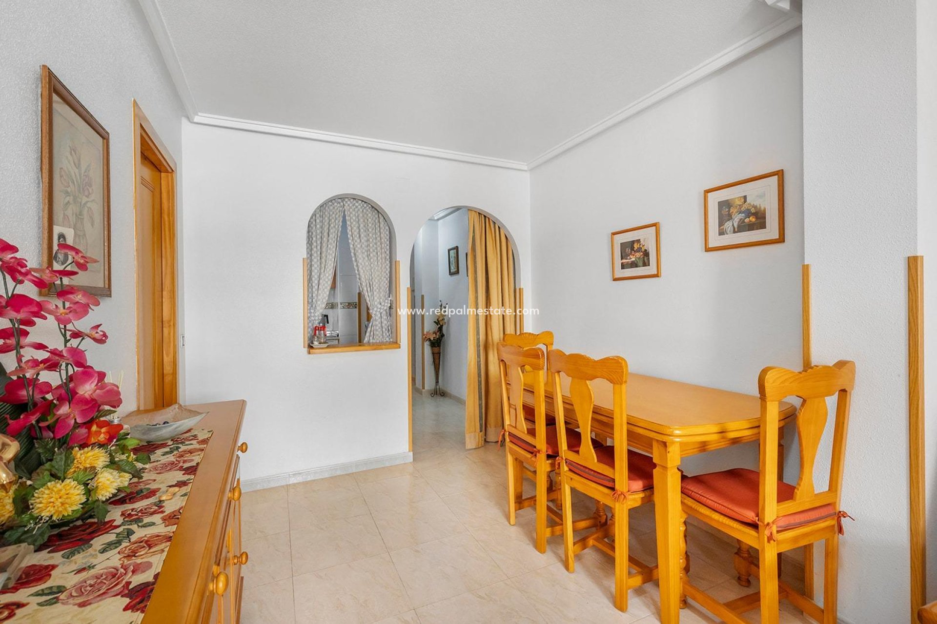 Resale - Apartment -
Torrevieja - Centro Torrevieja