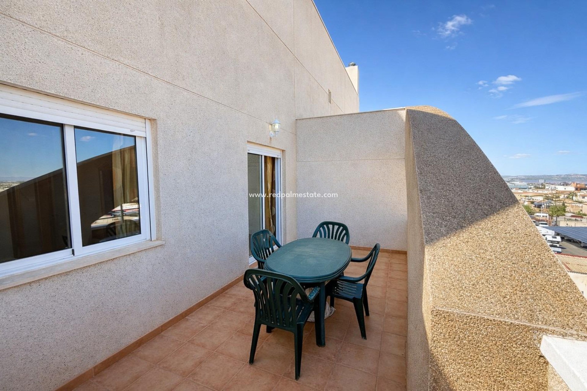 Resale - Apartment -
Torrevieja - Centro Torrevieja