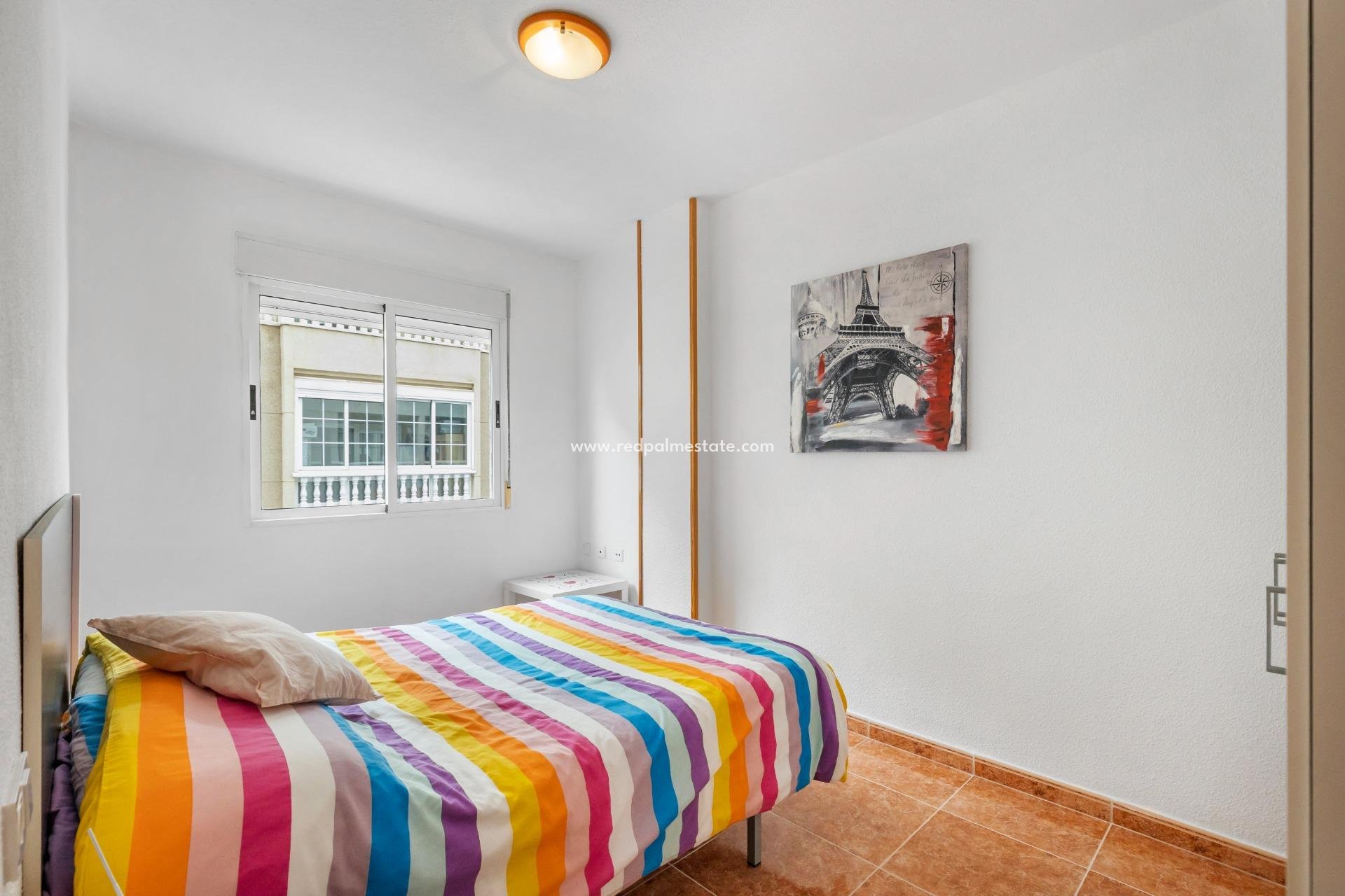 Resale - Apartment -
Torrevieja - Centro Torrevieja